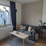 Helle 2 Zimmer Mit Home Office